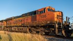 BNSF 7586